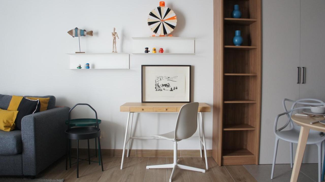 Apartamentos Calma Rentals Торемолинос Екстериор снимка